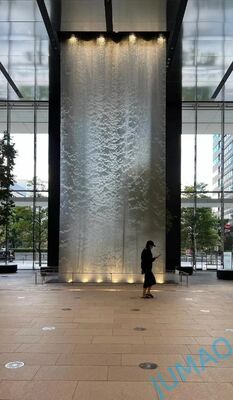 ม่านน้ำตาข่ายยืดหยุ่น โครงสร้างน้ำหนักเบาสำหรับพื้นที่